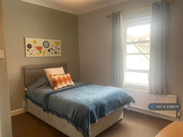 1 bedroom in St Pauls St North, Cheltenham, GL50 (#2798579)
