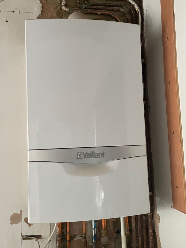 Vaillant EcoTec Plus 831 Combi Boiler