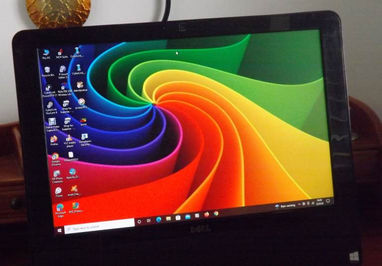 ULTRA-SLIM Dell Laptop, thin, light and fast with Windows 11 + Office full suite