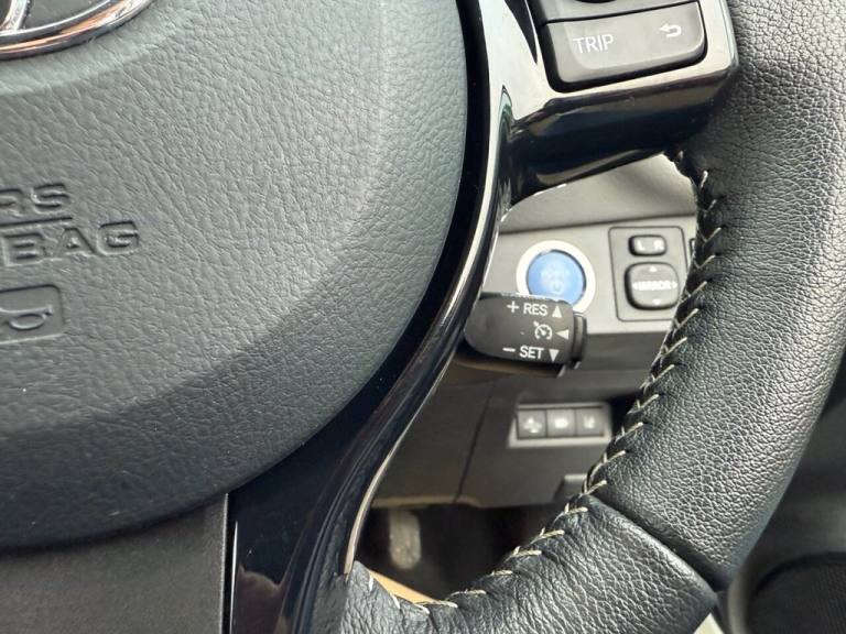 2018 Toyota Yaris 1.5 Hybrid Icon Tech 5dr CVT HATCHBACK PETROL/ELECTRIC Automatic