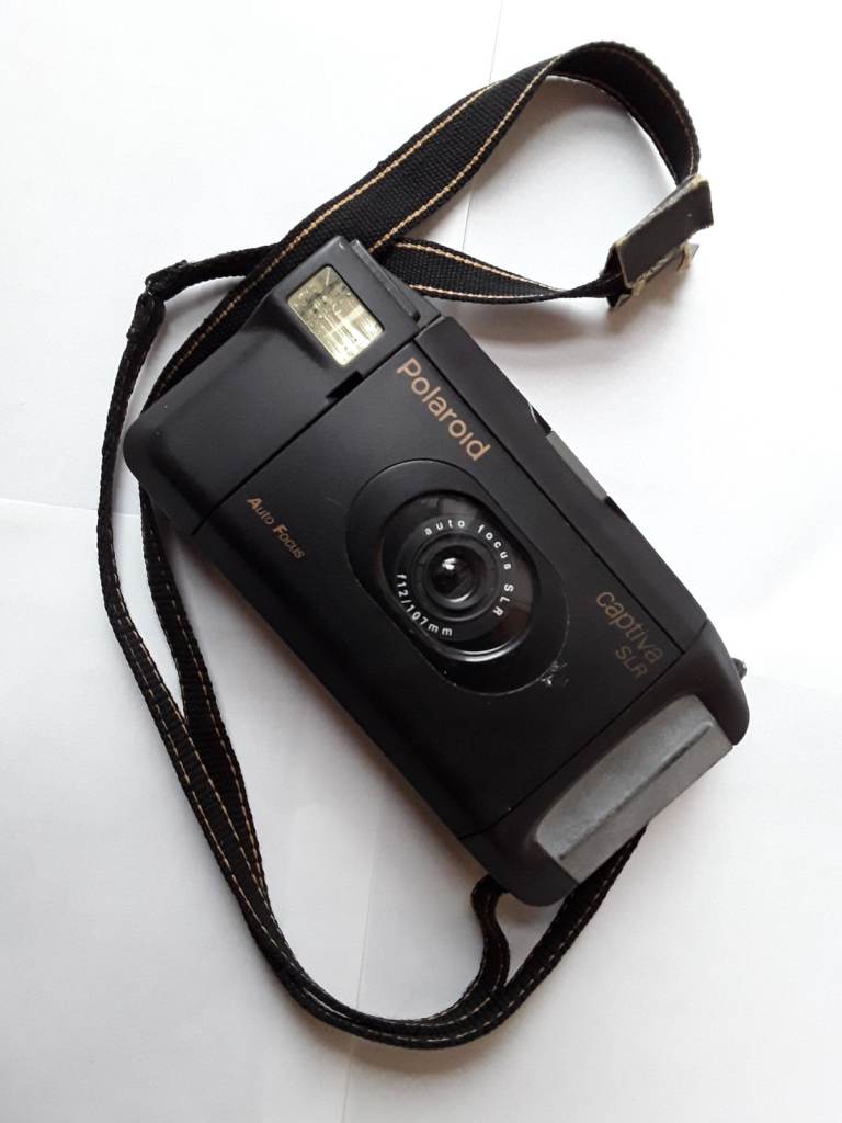 Captiva slr f12/ 107mm auto focus camera