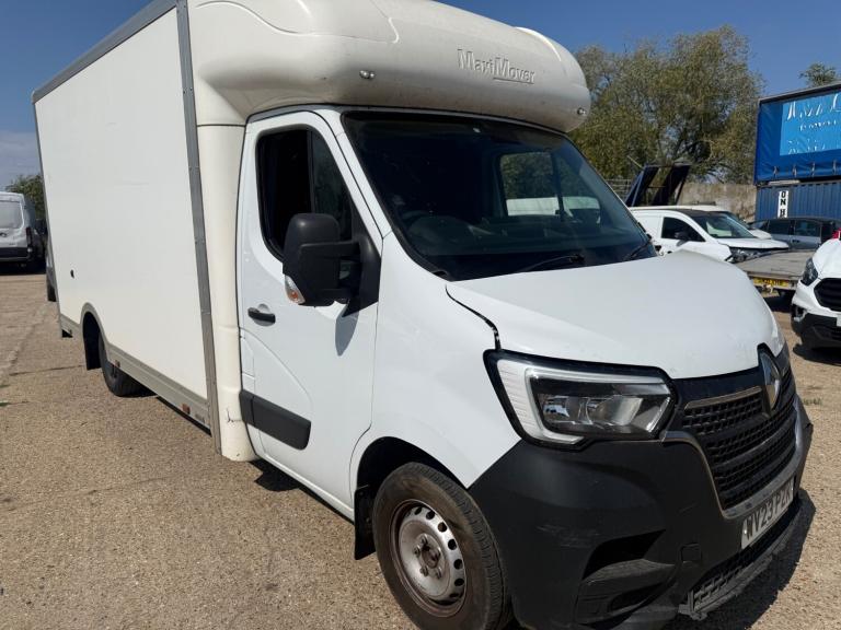 2023 Renault Master LL35 ENERGY dCi 145 Business Low Loader Luton  PLATFORM CAB Diesel Manual
