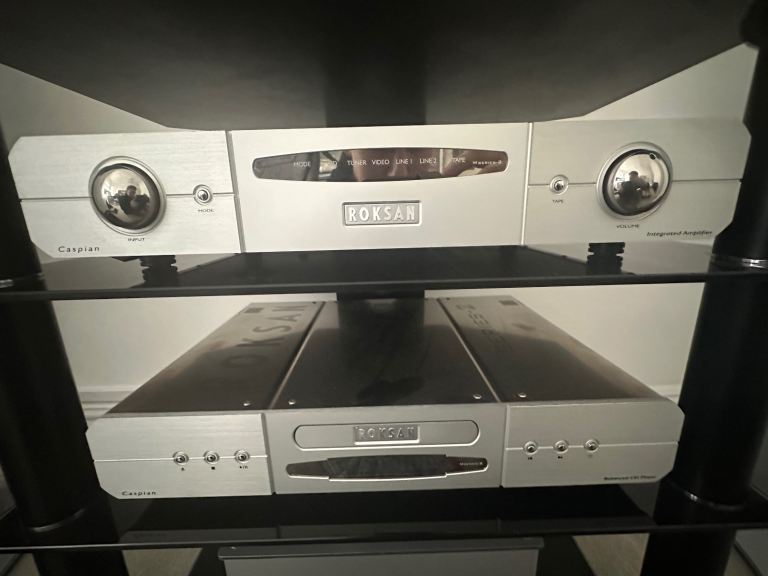 Roksan caspian cd player and amp