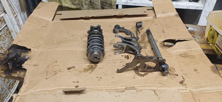 Honda cbr125r gear selector 