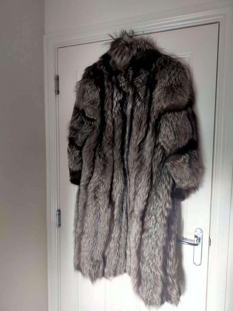 Stunning Vintage Fur Coats – White Fox