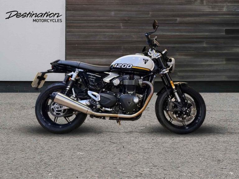 2024 Triumph Bonneville Speed Twin 1200 PREMIUM SINGLE COLOUR black 6 Speed