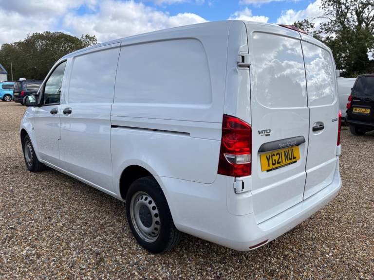 MERCEDES-BENZ VITO 1.7 110 CDI Progressive 2021