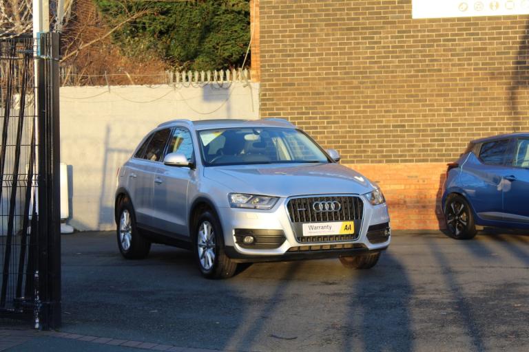 AUDI Q3 2.0 TFSI SE 2012