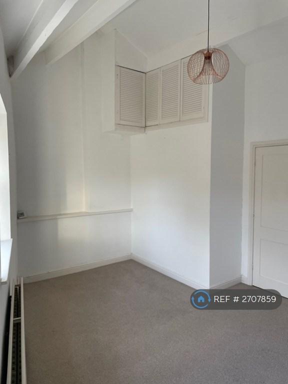 2 bedroom house in Otley Road, East Morton, Keighley, BD20 (2 bed) (#2707859)