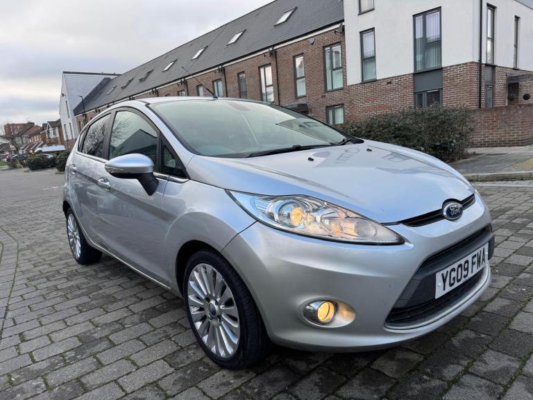 2009 FORD FIRSTA 1.4 petrol Automatic ULEZ FREE/audi a3/poli/yaris/auto