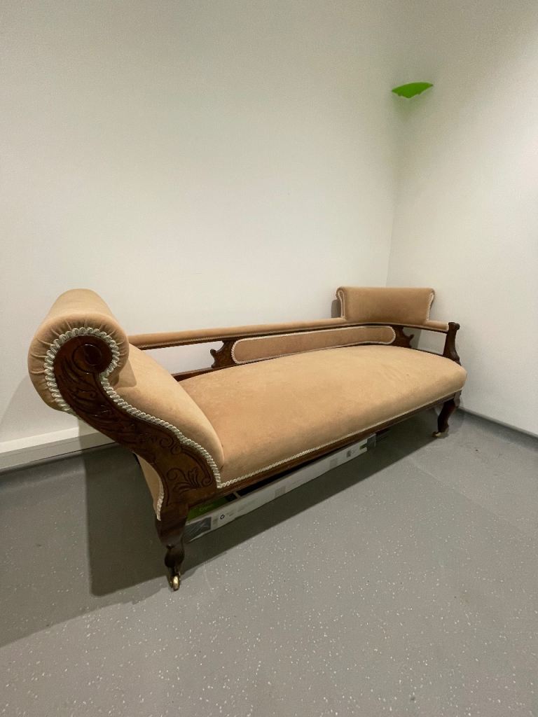 image for Antique Chaise Longue (Collection only) 