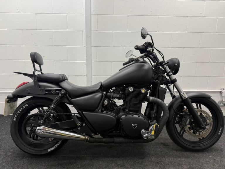TRIUMPH THUNDERBIRD STORM 1700 ABS ** 14722 miles - 12 Months MOT **