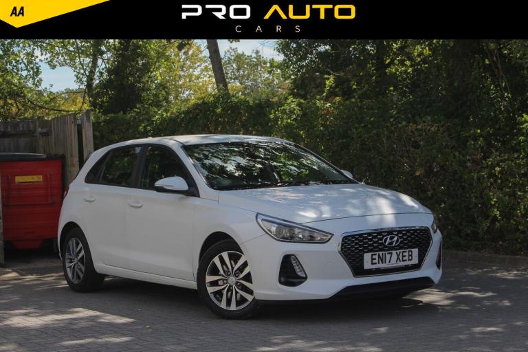 2017 Hyundai i30 1.4 T-GDi Blue Drive SE Nav Euro 6 (s/s) 5dr HATCHBACK Petrol Manual