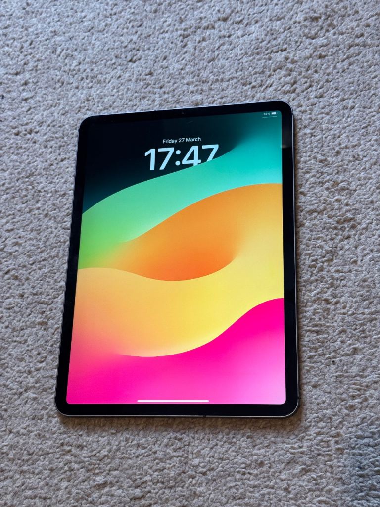 iPad Pro 2nd Generation 128GB 11 inch Wifi and Cellular