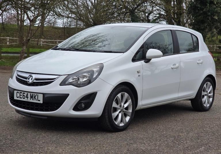 VAUXHALL CORSA 1.0 PETROL MANUAL IN TOP CONDITION. LONG MOT. SERVICE HISTORY