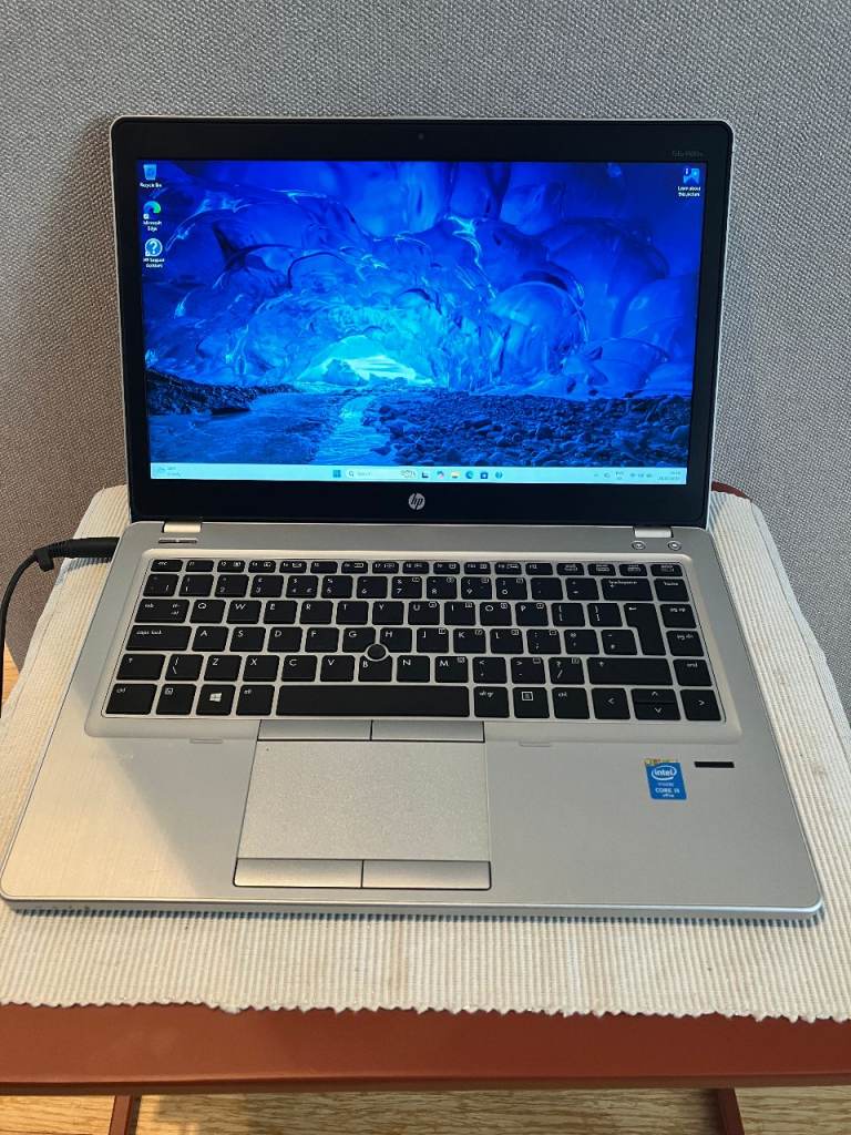 HP Elitebook 9480m silver 14" 1600x900 i5-4310U @2.60Ghz 8G ram 240G SSD working