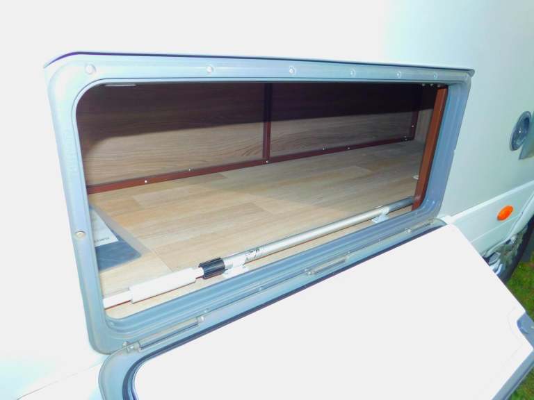 Auto-Sleeper Broadway Peugeot 2.0L Luxury 2 Berth Motorhome for sale