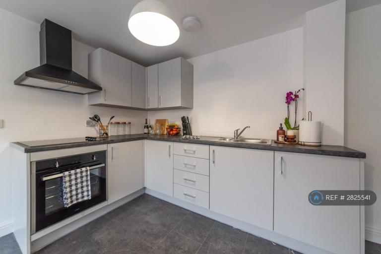 1 bedroom house in Main Street, Balderton, Newark, NG24 (1 bed) (#2825541)