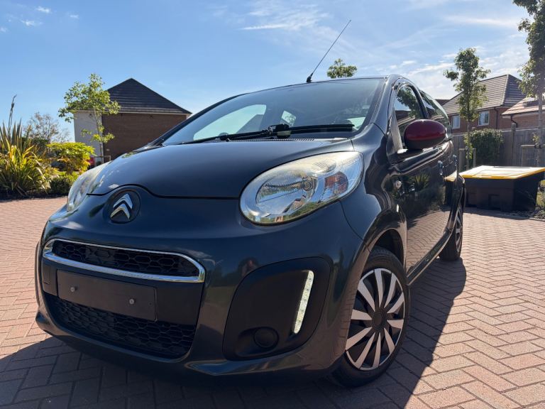 2013 CITROEN C1 VTR 1.0 METALLIC GREY 5 DOOR 12 MONTHS MOT