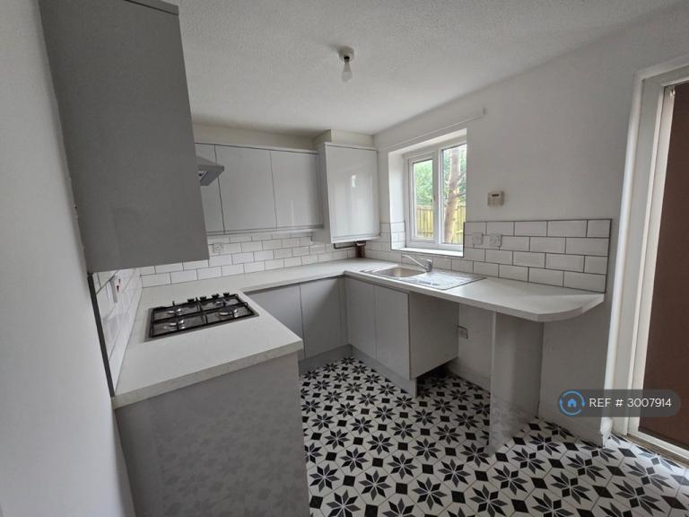 2 bedroom house in Lonsdale Walk, Orrell, Wigan, WN5 (2 bed) (#3007914)