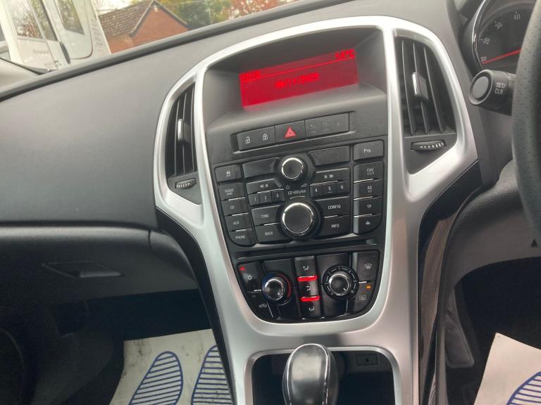 2014 Vauxhall Astra 1.6i 16V SRi 5dr Auto HATCHBACK PETROL Automatic
