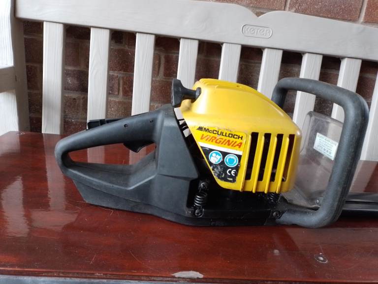 Hedge trimmer 