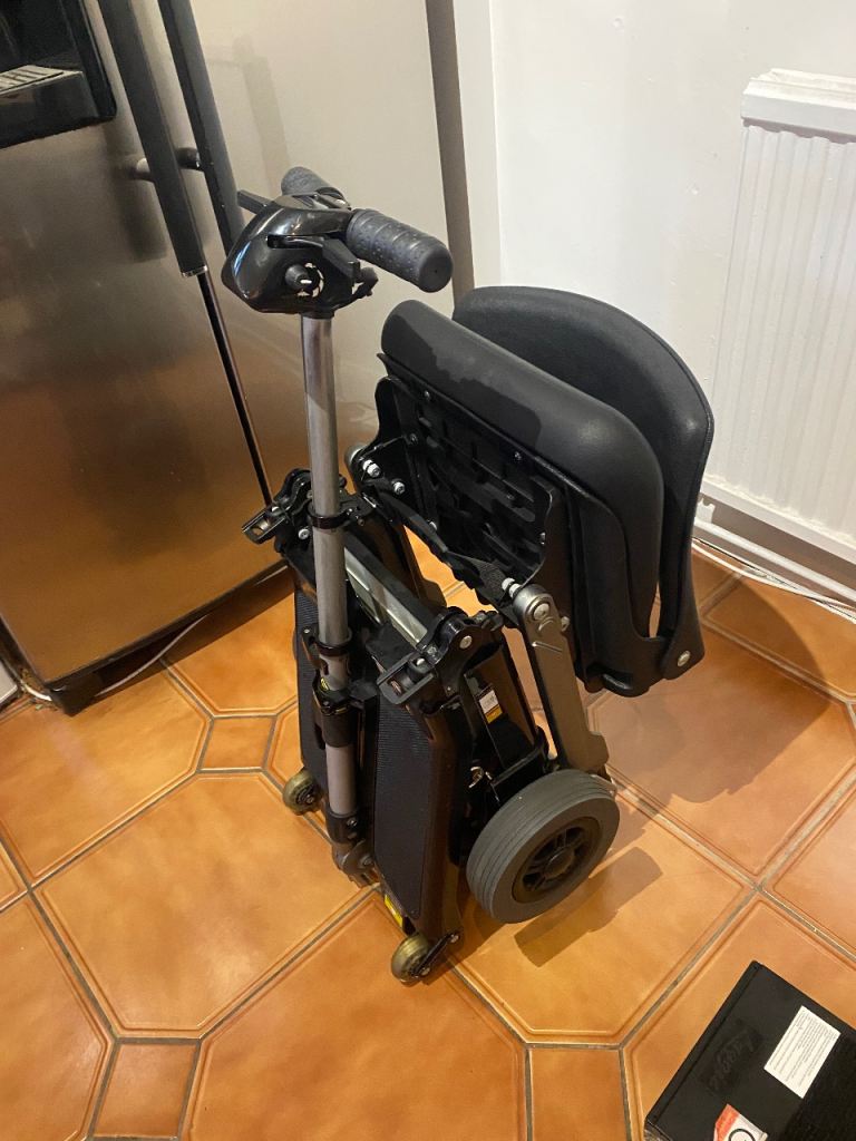 Luggie Elite Folding Mobility Scooter 