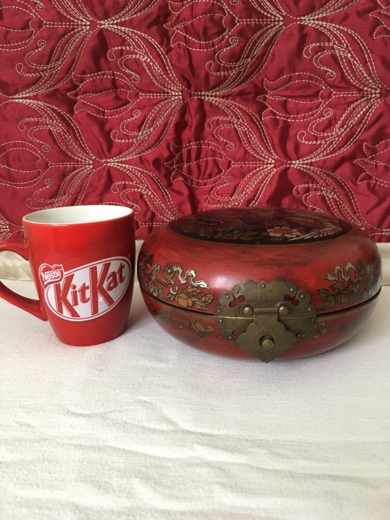 Feng Shui Chinese Dragon & Phoenix Round Wooden Storage Box Jewellery