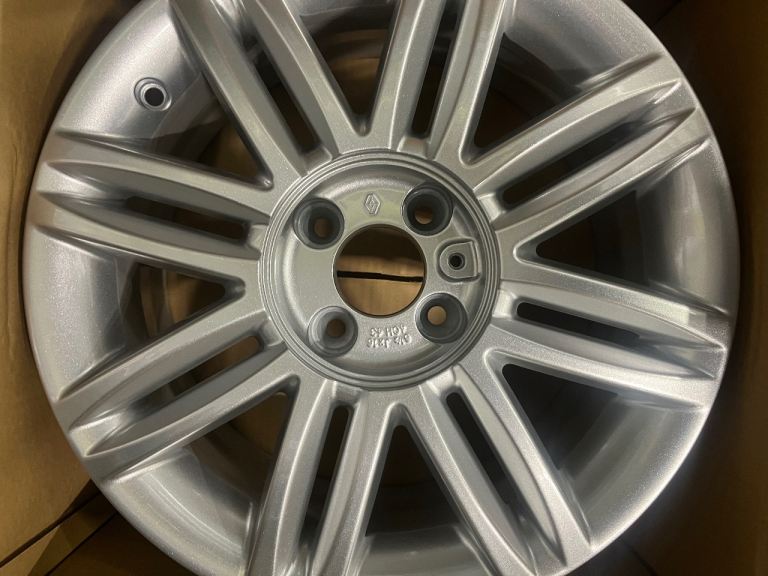 Renault Clio alloy wheel. Brand new.