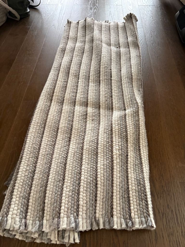 Selling carpet 200x140 from Bolia