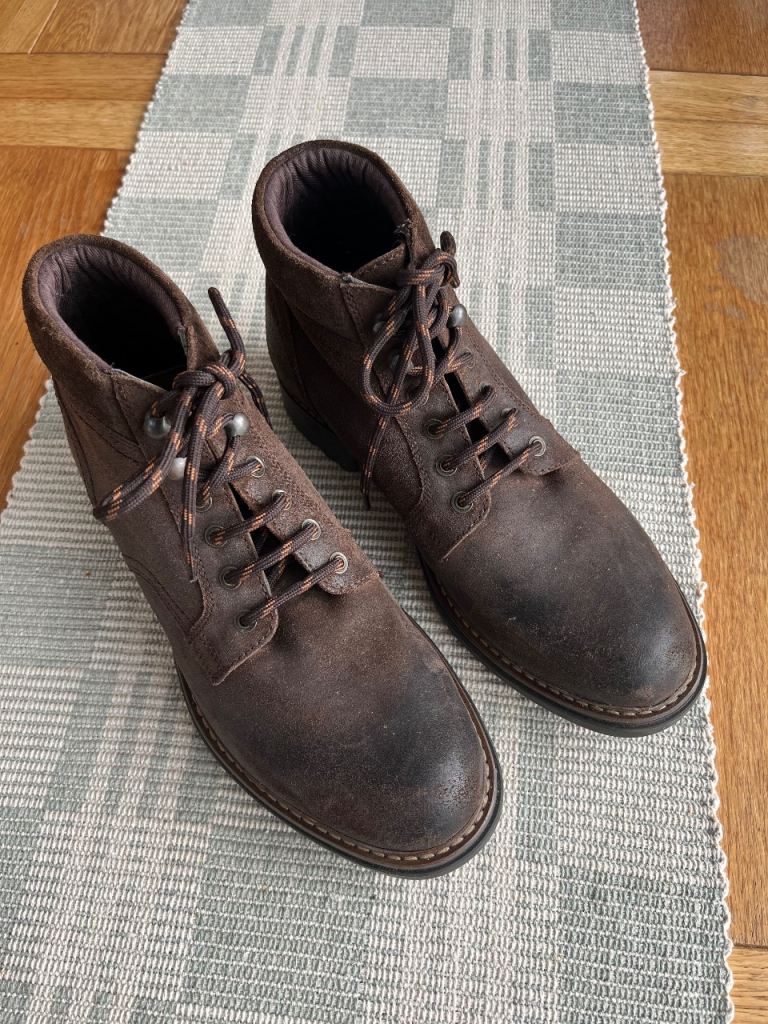 M&S VGC Size 7 Men’s  BROWN NUBUCK BOOTS FROM M & S