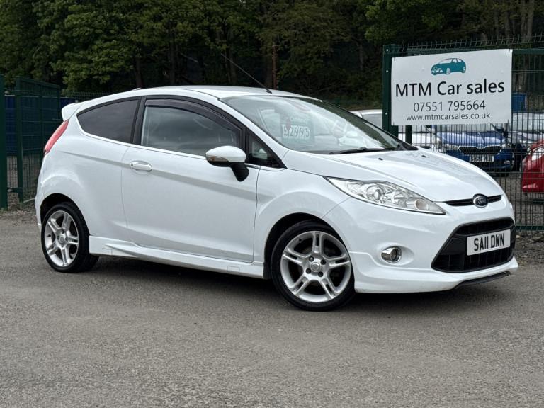 FORD FIESTA 1.4 Titanium 2011
