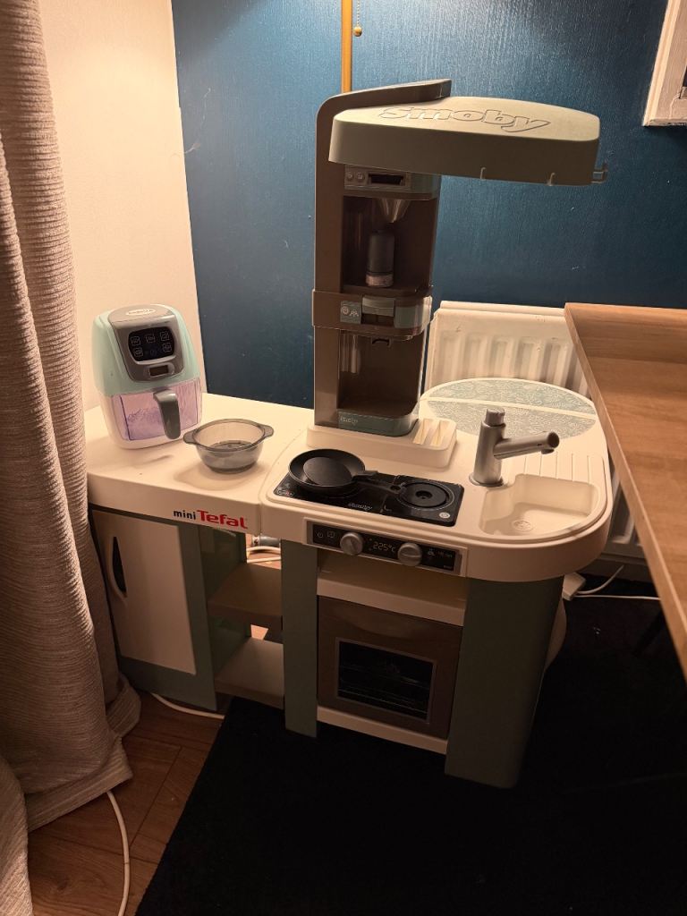 Smoby Mini Tefal Play Kitchen – Good Condition