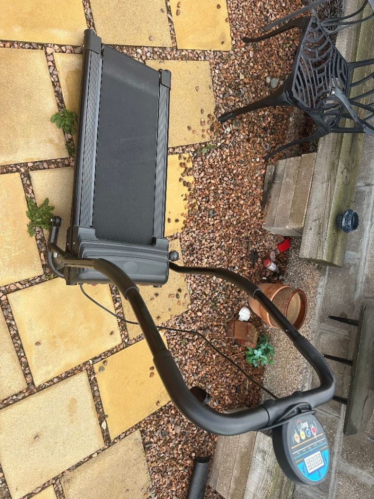 BodyFit Treadmill – Black, Fair Condition