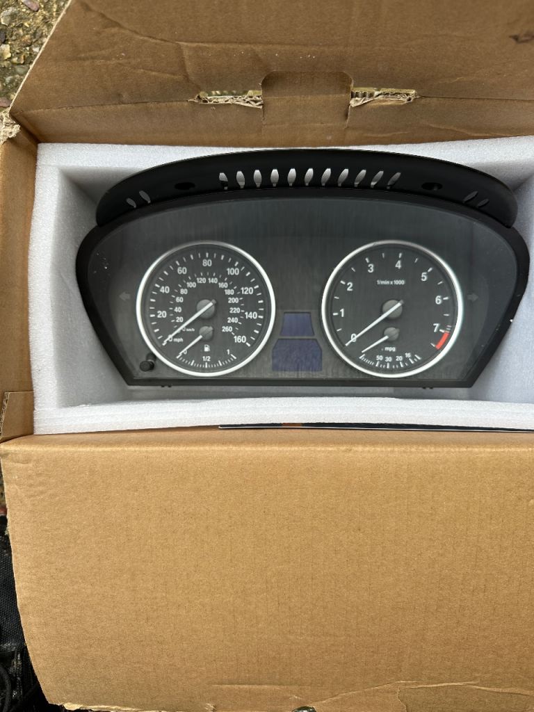 BMW e60 Dashboard 