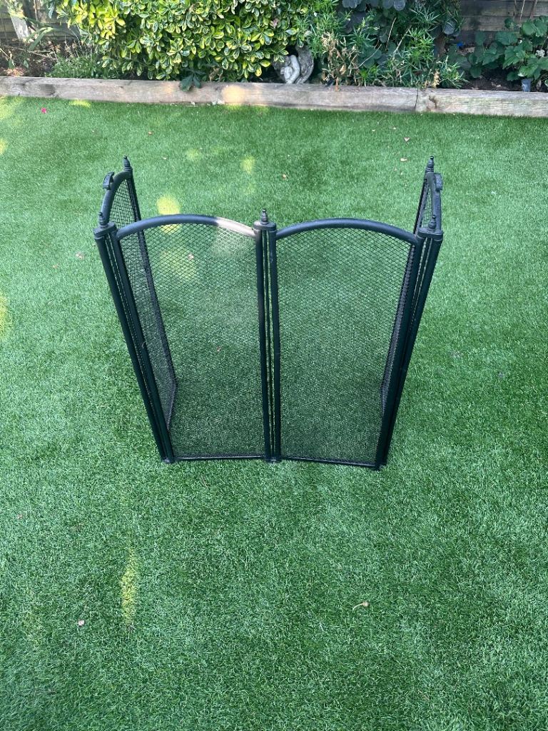 Metal flexible Fire Gaurd