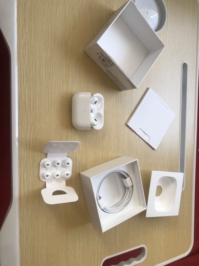 Genuine APPLE AirPods Pro (2nd generation) with AppleCare+ warranty till 26 July 2026