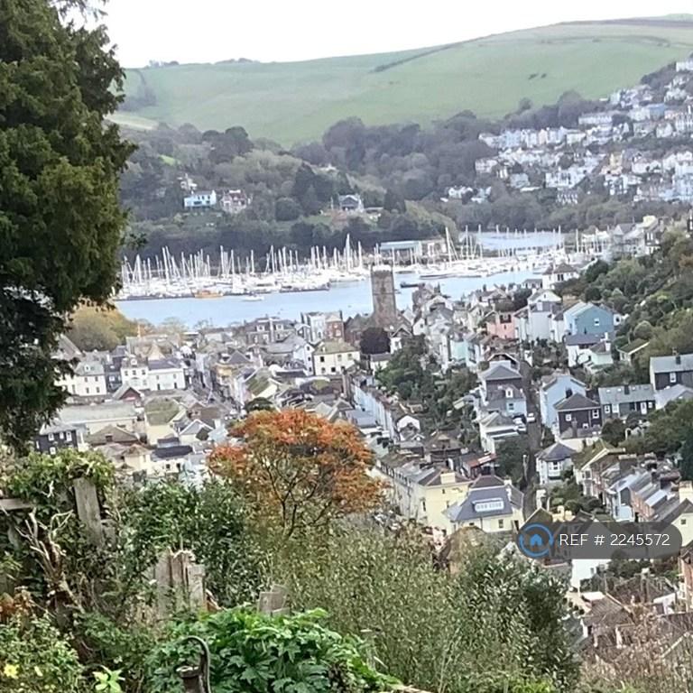 2 bedroom flat in Kingston Lane, Dartmouth, TQ6 (2 bed) (#2245572)