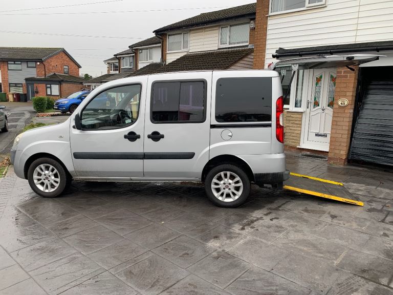 Fiat, DOBLO, MPV, 2008, Manual, 1368 (cc), 5 doors with WHEEL CHAIR ACCESS