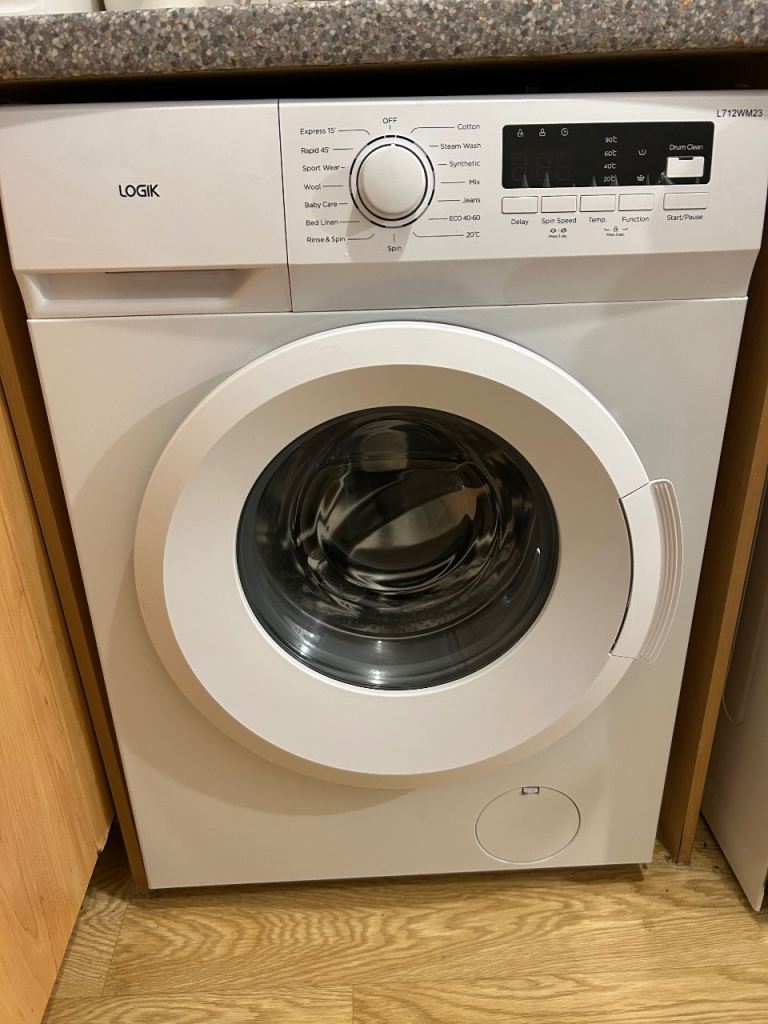 White LOGIK 7kg 1200 Spin Washing Machine