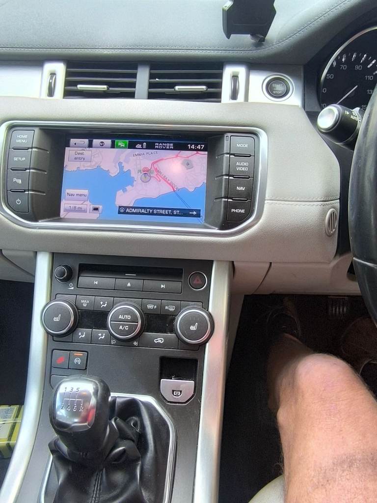 Range Rover Evoque – Manual Diesel – £9,500