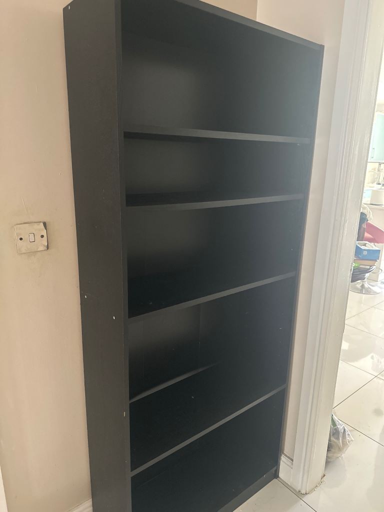 Black Wooden Bookshelf with Adjustable Shelves – Good Condition