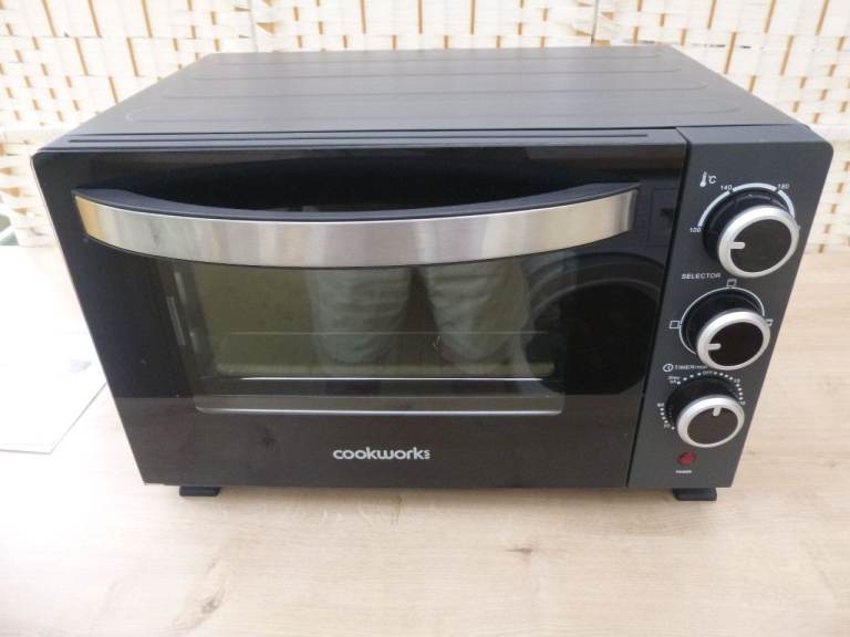 Cookworks Mini Oven – Black, As Good As New