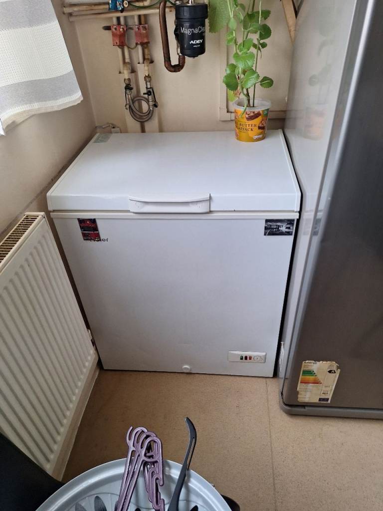 White Chest Freezer – Good Condition
