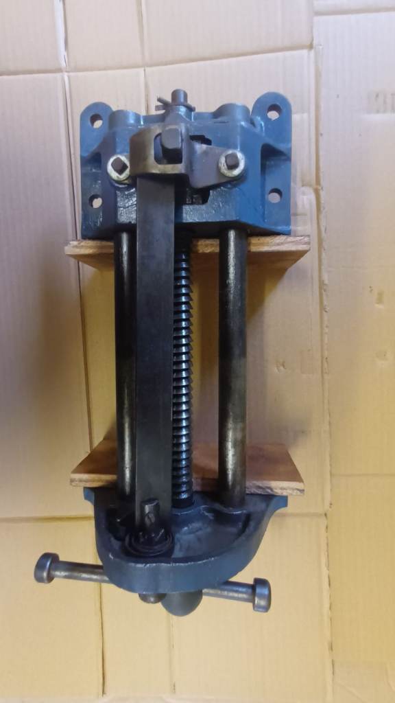 Vintage Record No. 52 Woodworking Quick-Release Vice