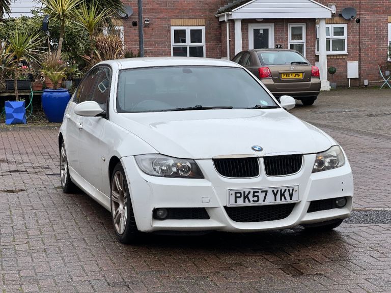 BMW, 3 SERIES, Saloon, 2007, Manual, 1995 (cc), 4 doors