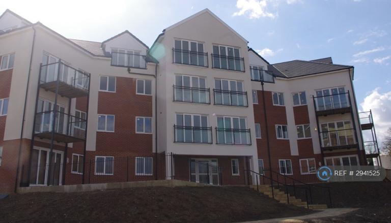 2 bedroom flat in Traction Lane, Bedford, MK42 (2 bed) (#2941525)