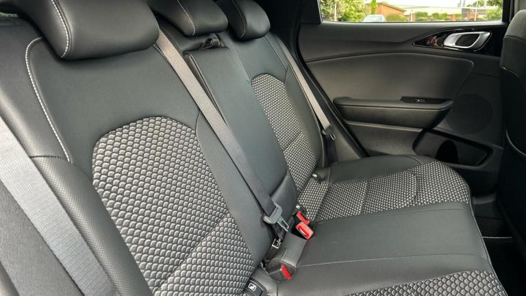 2025 Kia XCeed 1.5 T-GDi MT 3 HATCHBACK Petrol Manual