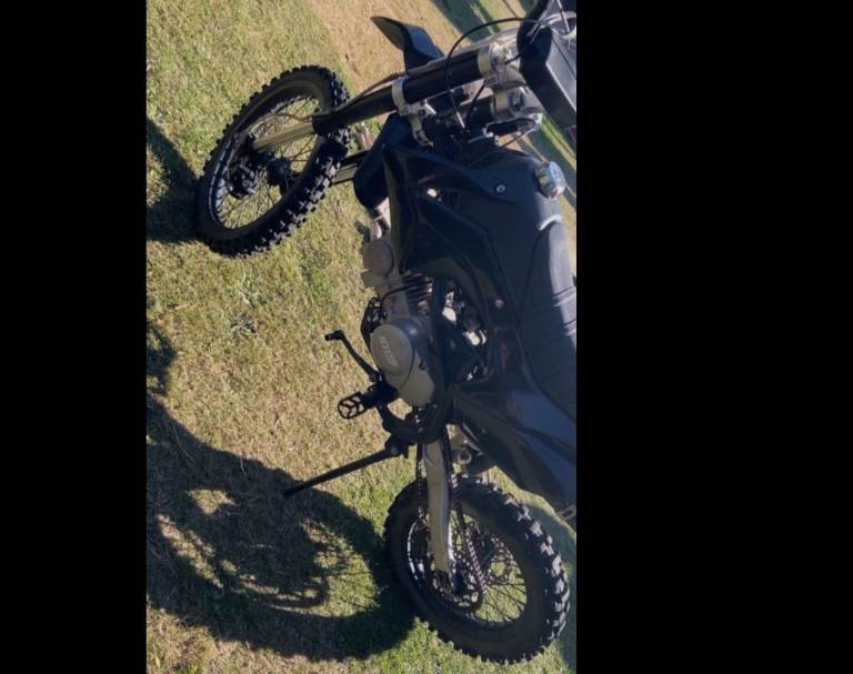 Ten ten Pit bike 