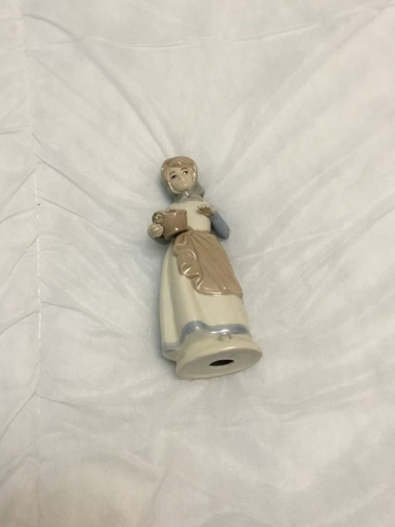 Lladro female figurine